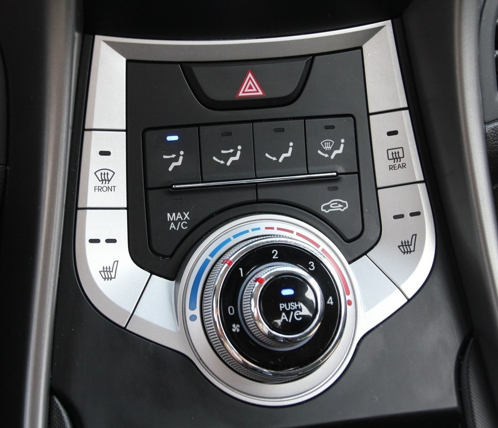 климат-контроль hyundai avante 2008. климат контроль hyundai elantra ad 2017. панель климат контроля элантра мд. климат контроль элантры. климат контроль хендай солярис 2019.