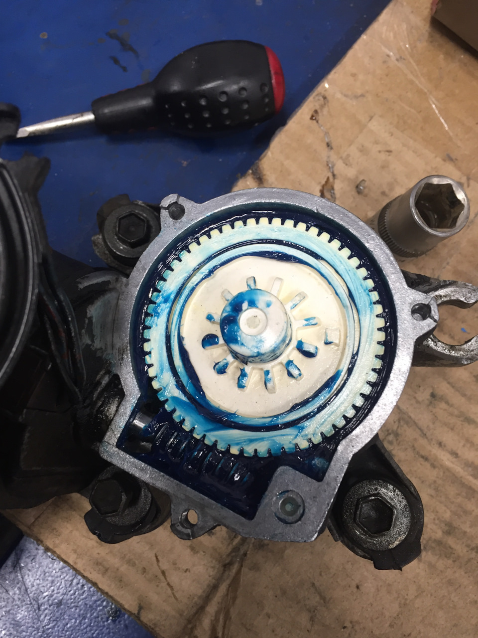 Фото в бортжурнале Toyota Corolla Levin (AE100/101)