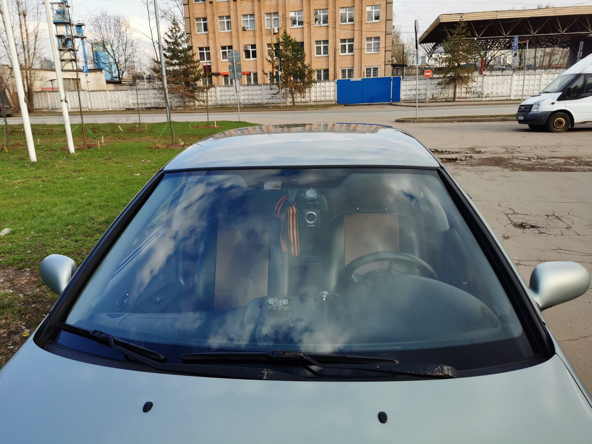 Замена лобового стекла AGC — Nissan Almera Classic (B10), 1,6 л, 2007 года  | расходники | DRIVE2