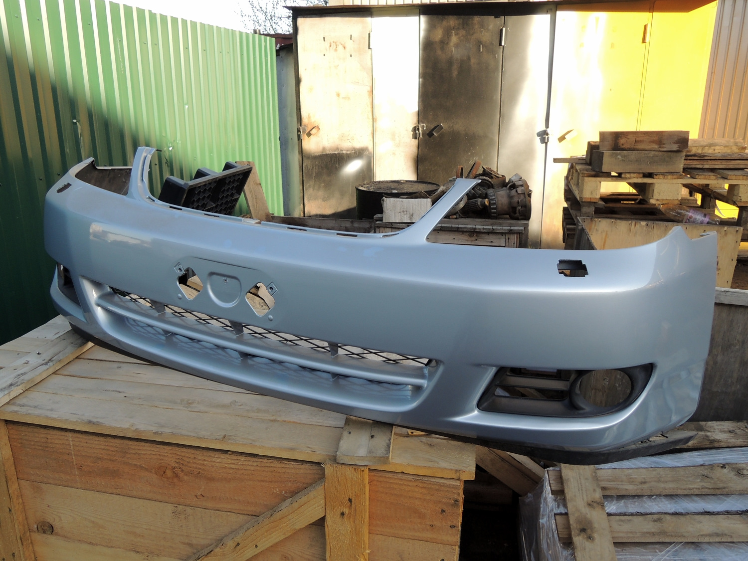 Купить Бампер Бу Тойота Камри 40