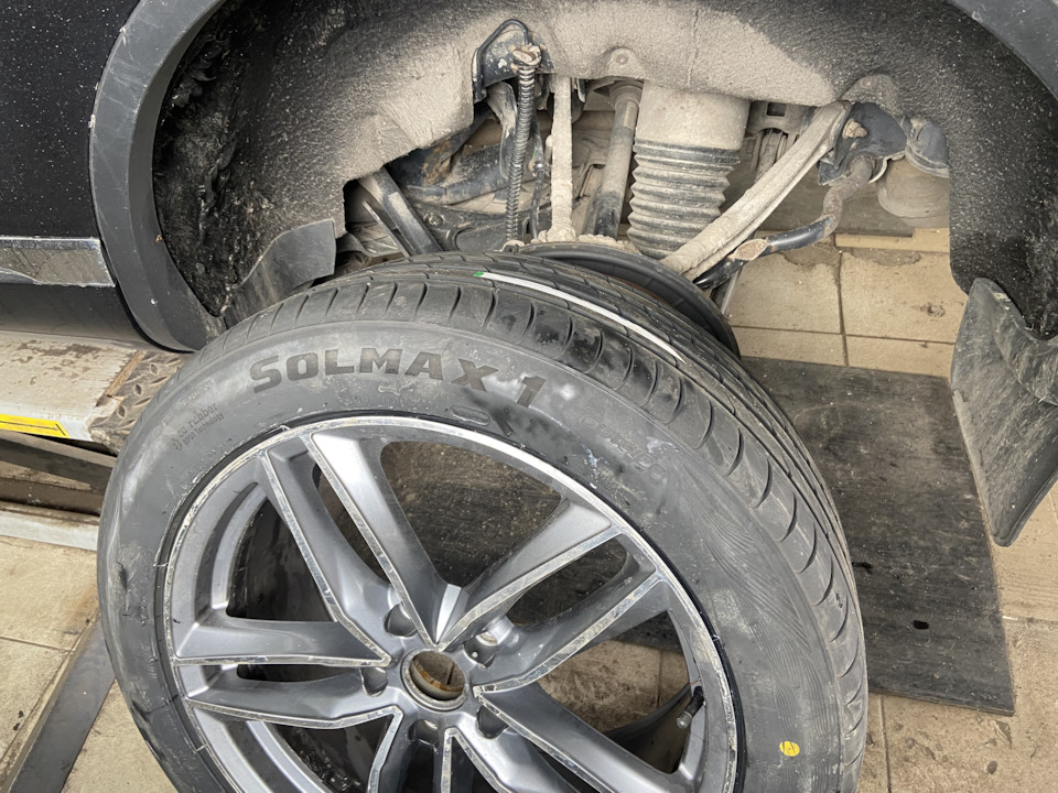 Вот и ко мне пробрались китайцы)) — Volkswagen Touareg (2G), 3 л, 2012 ...
