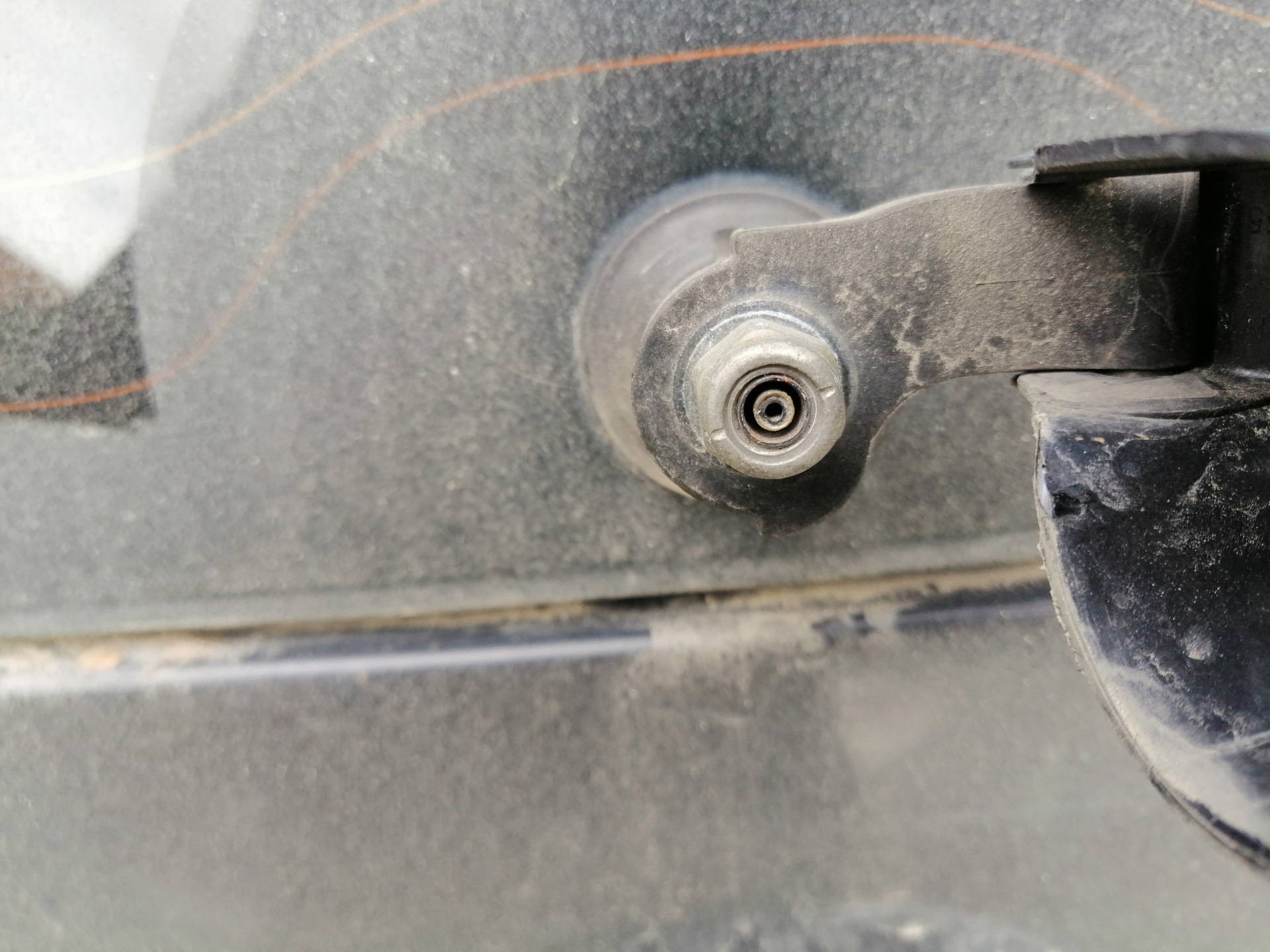 Задний стеклоомыватель, не подошла форсунка. — Volkswagen Passat B6, 2 ...