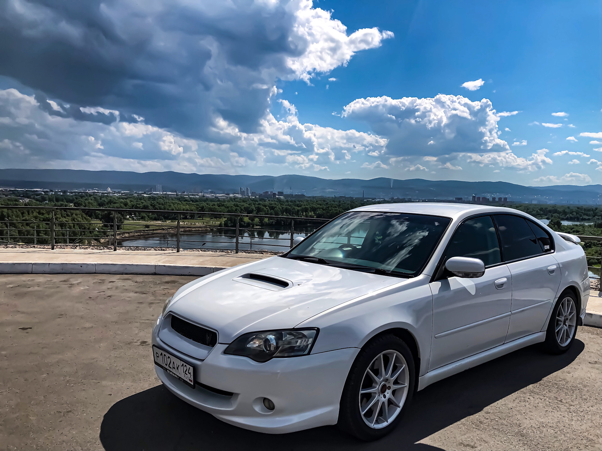 Субару легаси фото. Subaru Legacy 2. Subaru Legacy. Subaru Legacy bl5 White. Subaru Legacy BL.