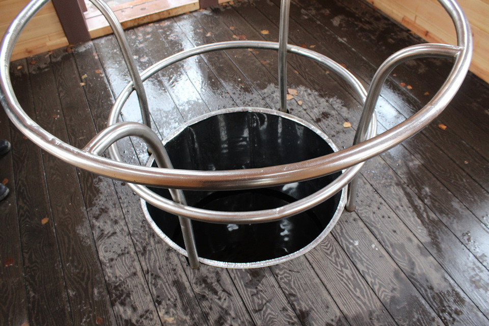 А у вас тут на пол шестого…Или о замене глушителя — Volkswagen Vento, 1 ...