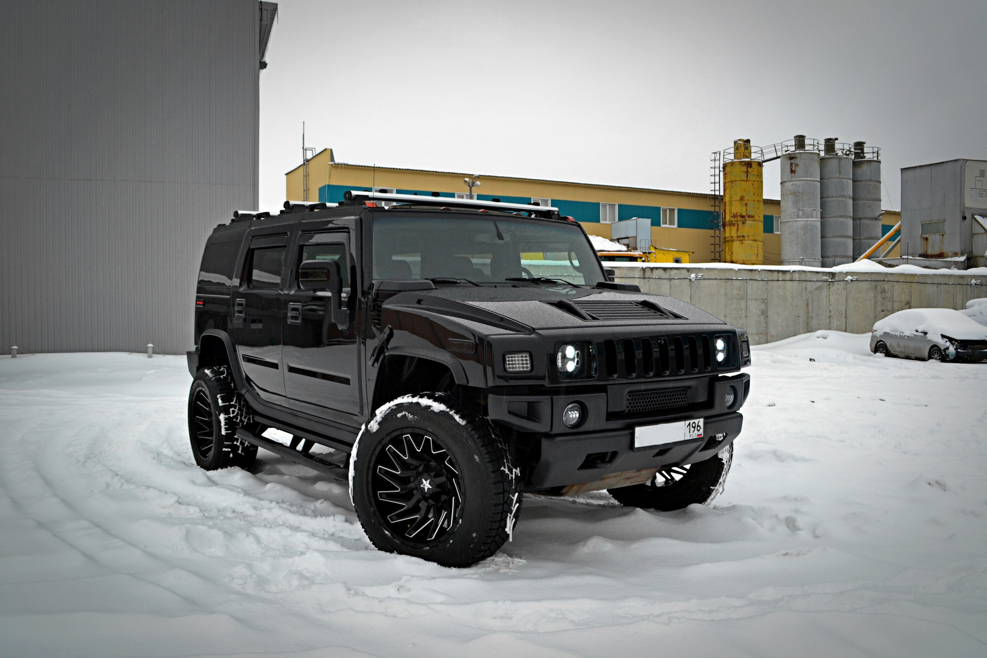 Hummer h2 Bigfoot