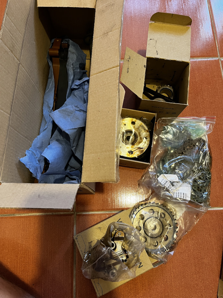 Комплект цепи грм 1,4 ctha на Volkswagen Jetta VI, Volkswagen Scirocco ...