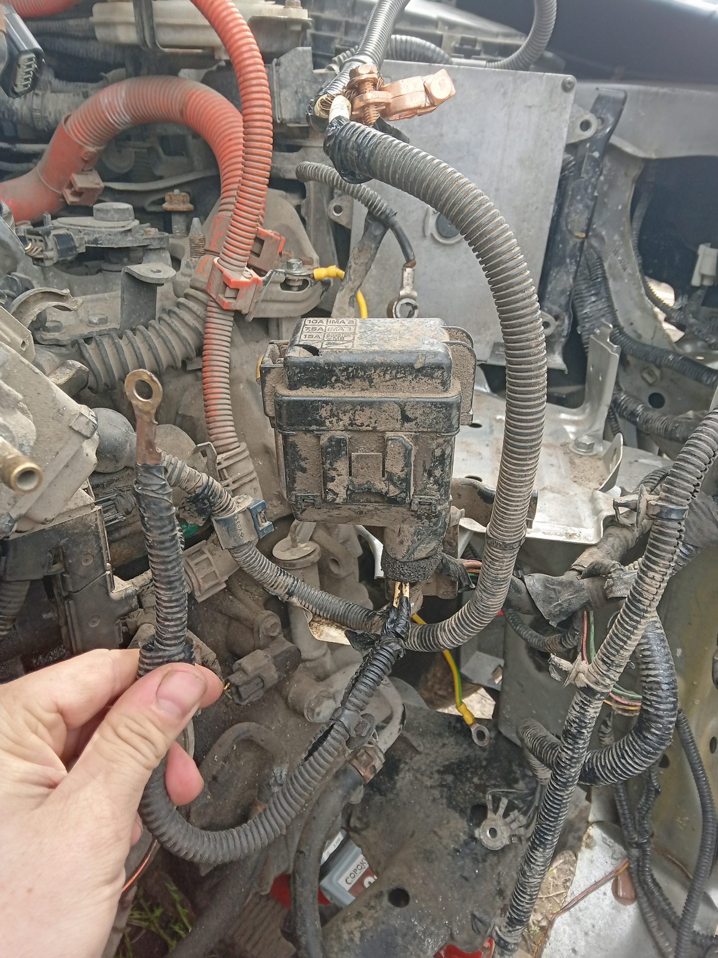 Японец побежден — Honda Civic Hybrid (2G), 1,3 л., 2009 года поломка