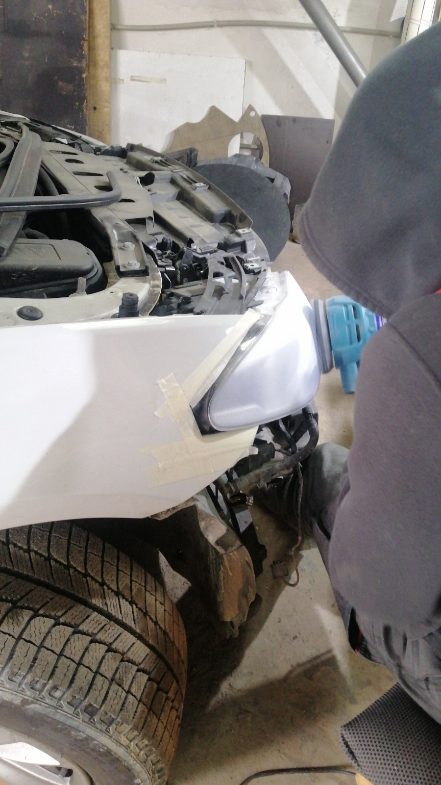 Полировка и оклейка фар пленкой — BMW 5 series (F10), 3 л, 2014 года ...