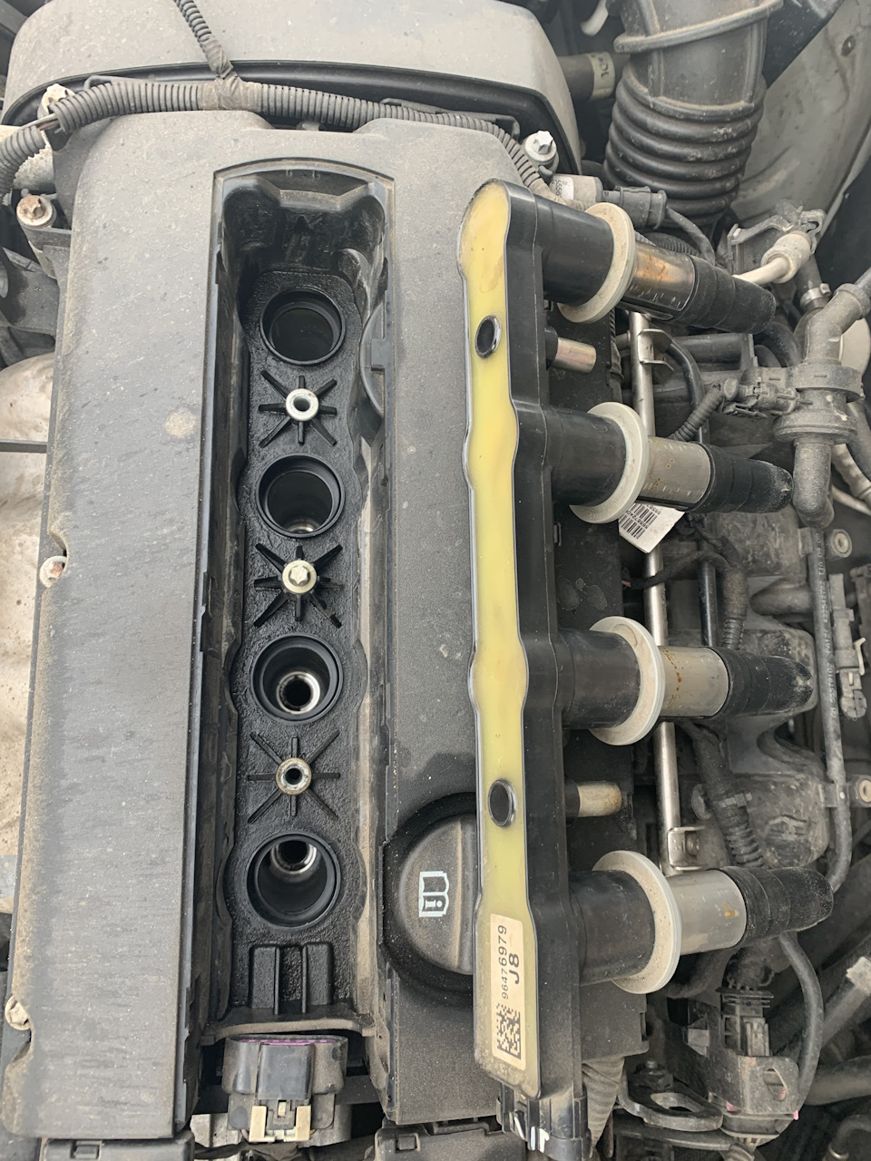 Катушка системы зажигания+ свечи — Chevrolet Cruze (1G), 1,8 л, 2012 ...