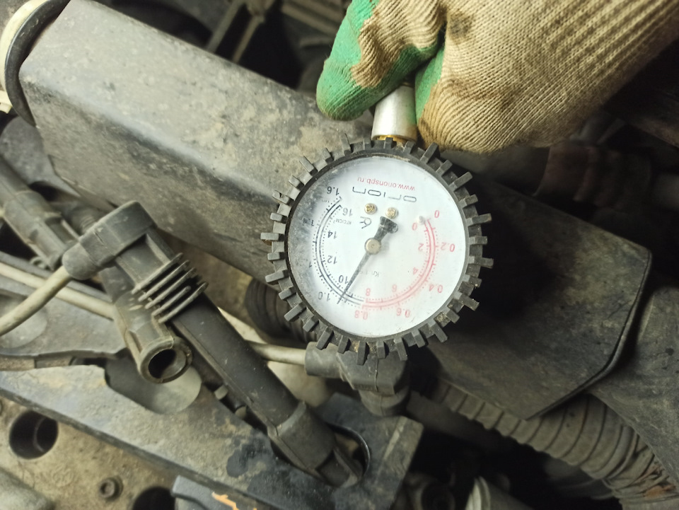 Пайка переднего бампера — Opel Astra H, 1,9 л, 2006 года | своими ...