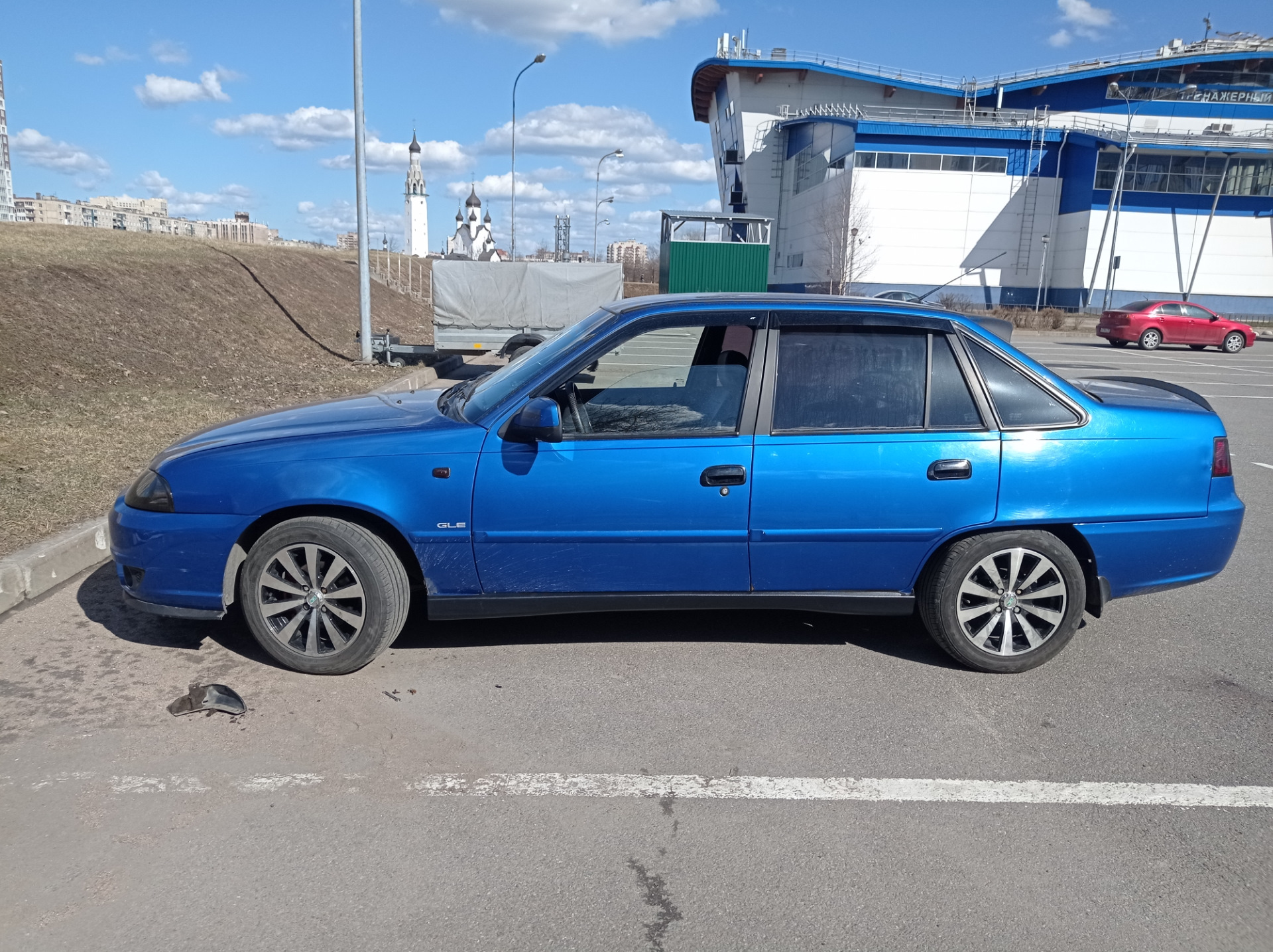 Пластиковые тюнинг пороги (примерка) — Daewoo Nexia (N150), 1,5 л, 2011  года | тюнинг | DRIVE2