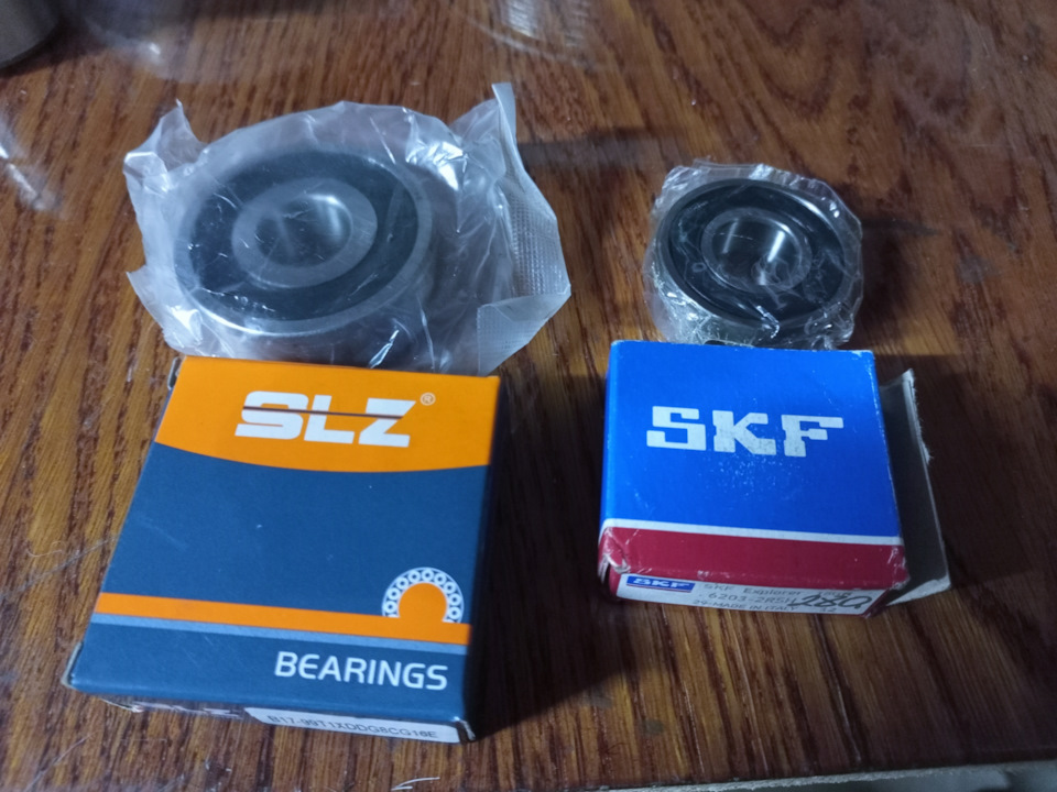пришли подшипники, скф взял в тазомагазине, а второй заказал на озоне — Audi A6 (C4)