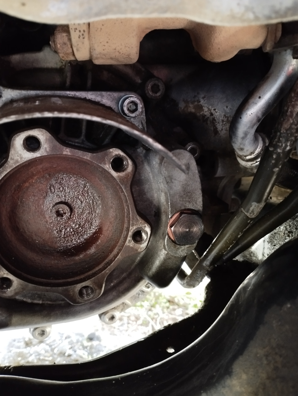 Замена масла в переднем редукторе и сорванная пробка — Audi Allroad (C5 ...