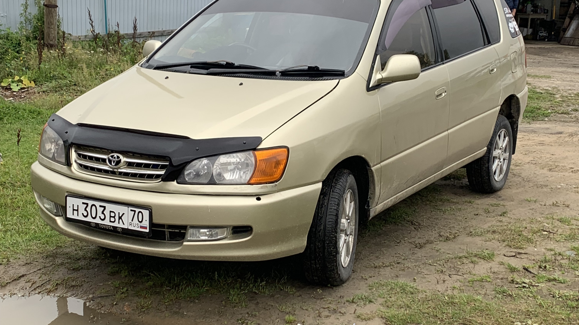 Toyota Ipsum (10) 2.0 бензиновый 2000 | на DRIVE2