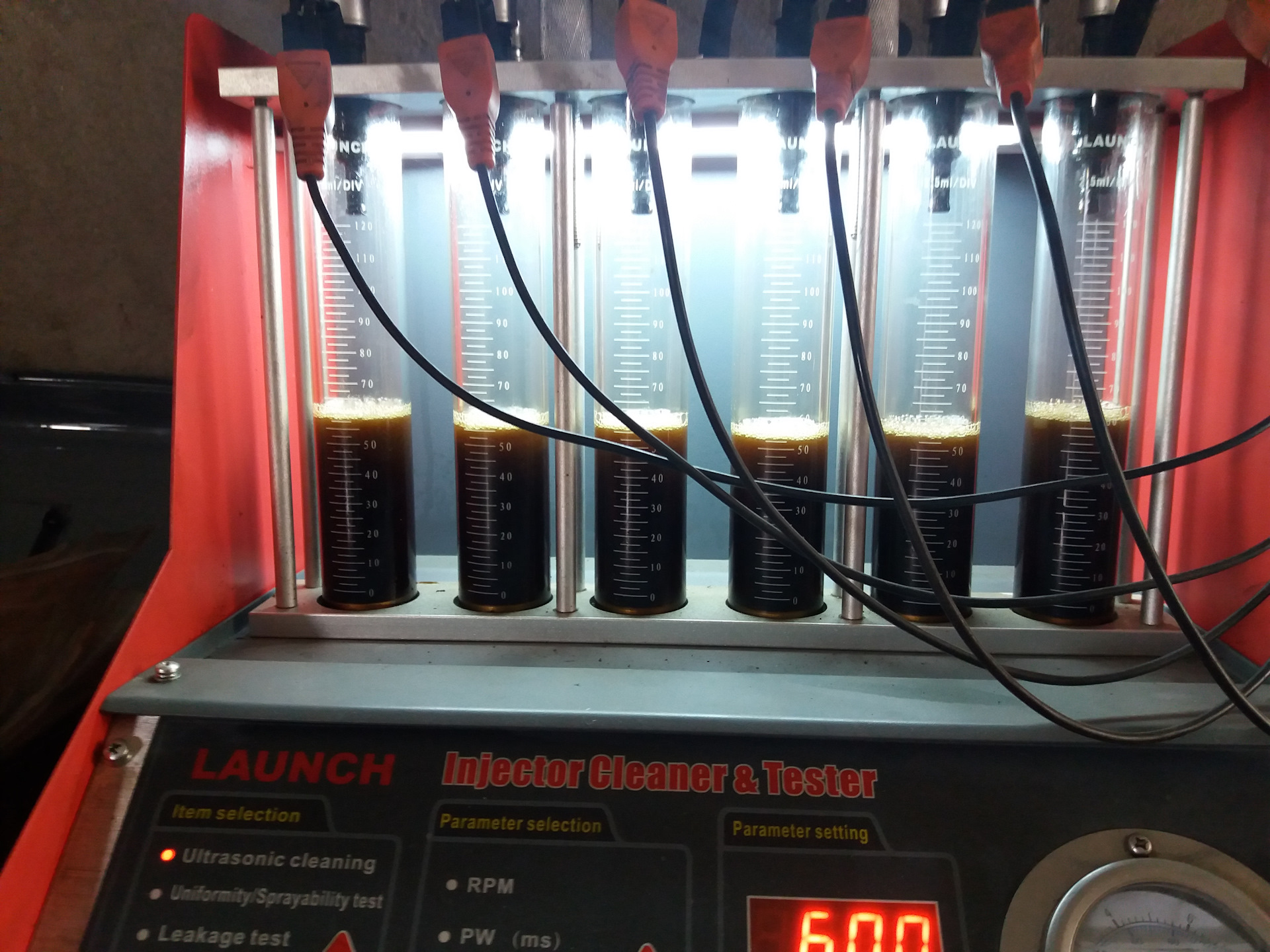 Промывка форсунок лансер 9 1. Чистка инжектора. Самодельный стенд для промывки форсунок. Промывка инжектора ваз. Видео чистки форсунок.