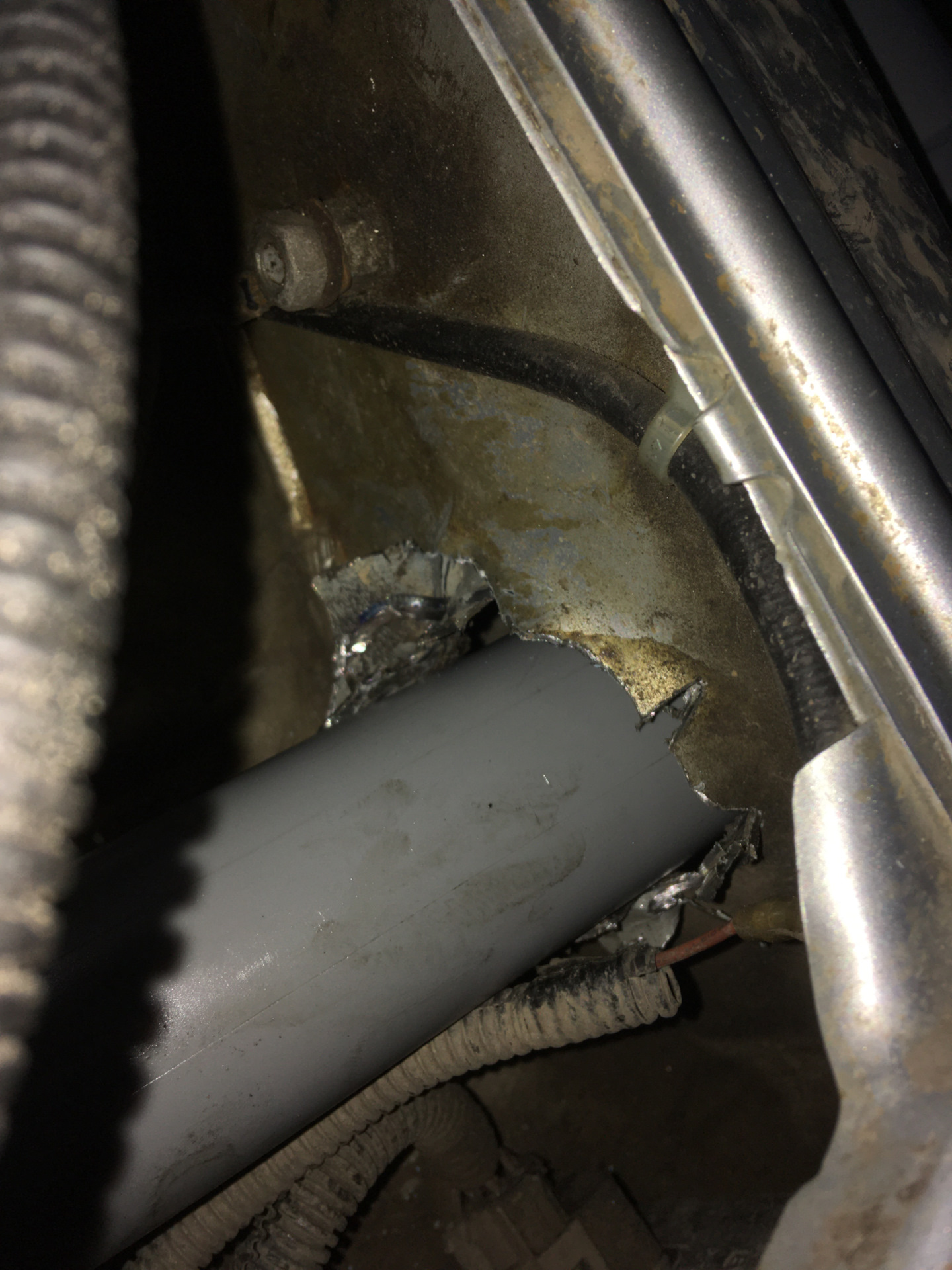 Сантехшноркель — Chevrolet Niva, 1,7 л, 2005 года | своими руками | DRIVE2