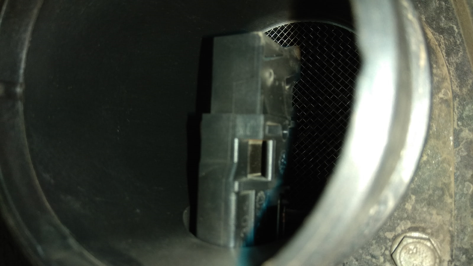 Большой расход и мойка ДМРВ — Lada Приора универсал, 1,6 л, 2011 года ...