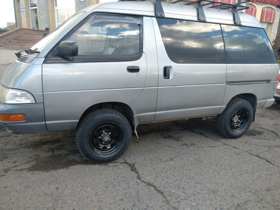 Toyota Town Ace 31 колеса. Toyota Town Ace 1994.
