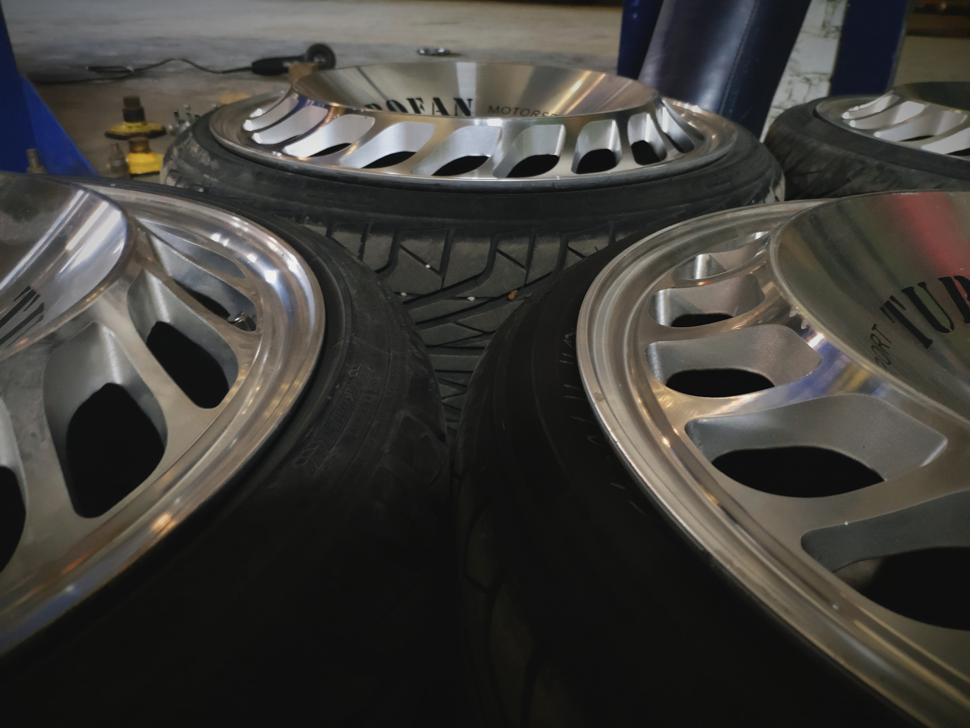 Диски messer. Диски Messer turbofan r14. Диски Messer turbofan r17. Диски Messer turbofan r17 4x100.