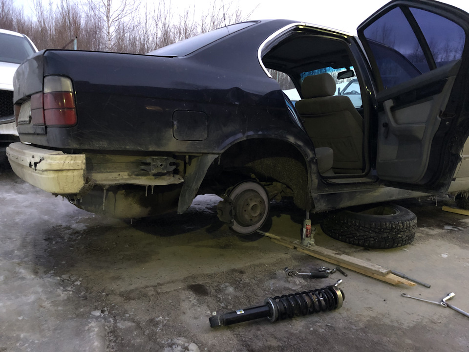 Задние опорные подшипники — BMW 5 series (E34), 2,5 л, 1994 года ...