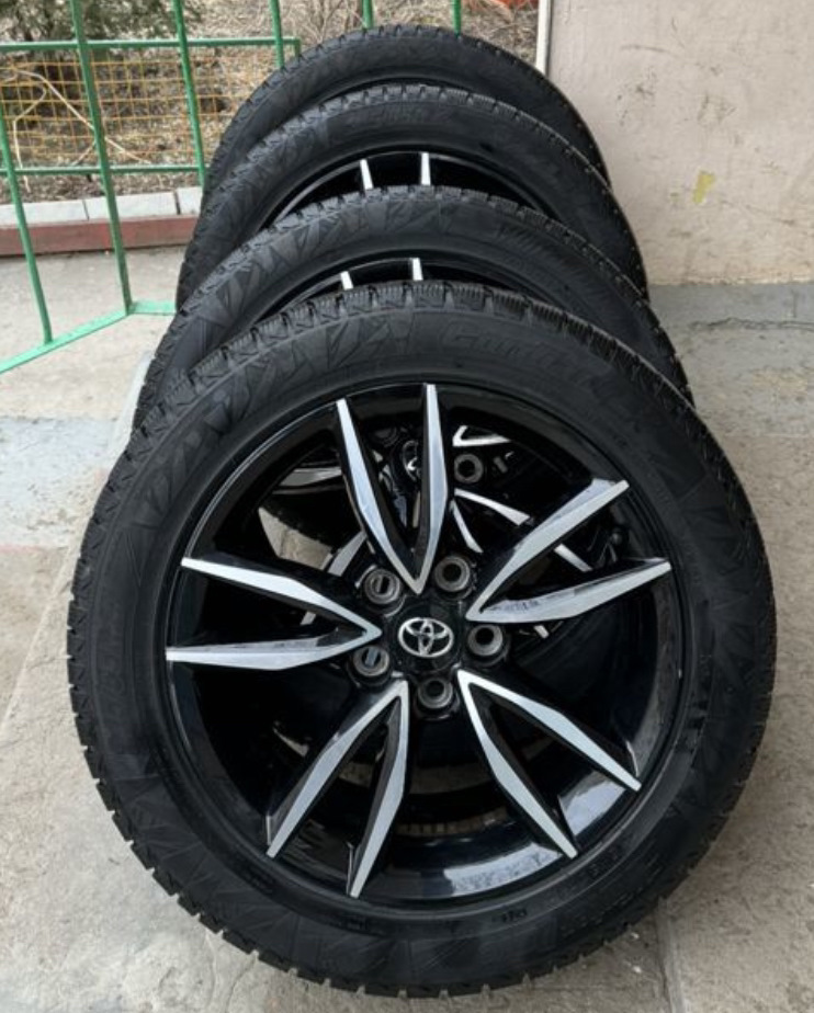 Продам оригинальные диски — Toyota Camry (XV50), 2,5 л, 2017 года ...