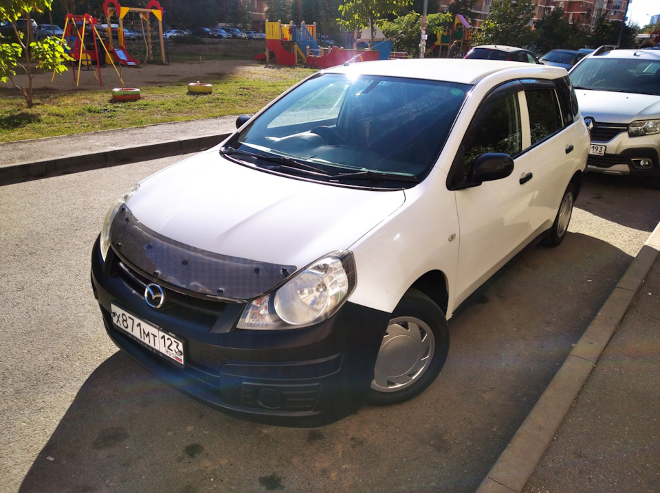 Мухобойка — Nissan AD (Y12), 1,5 л, 2009 года | тюнинг | DRIVE2