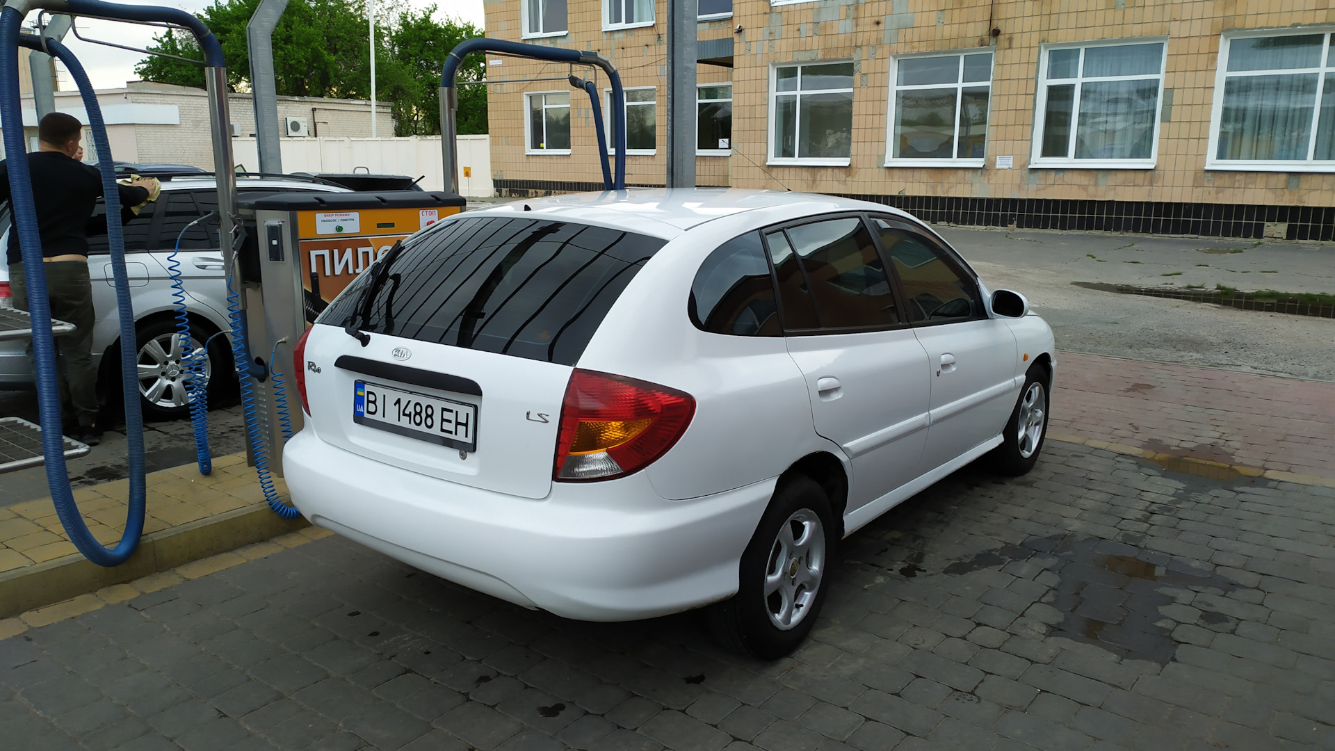 KIA Rio (1G) 1.5 бензиновый 2002 | на DRIVE2