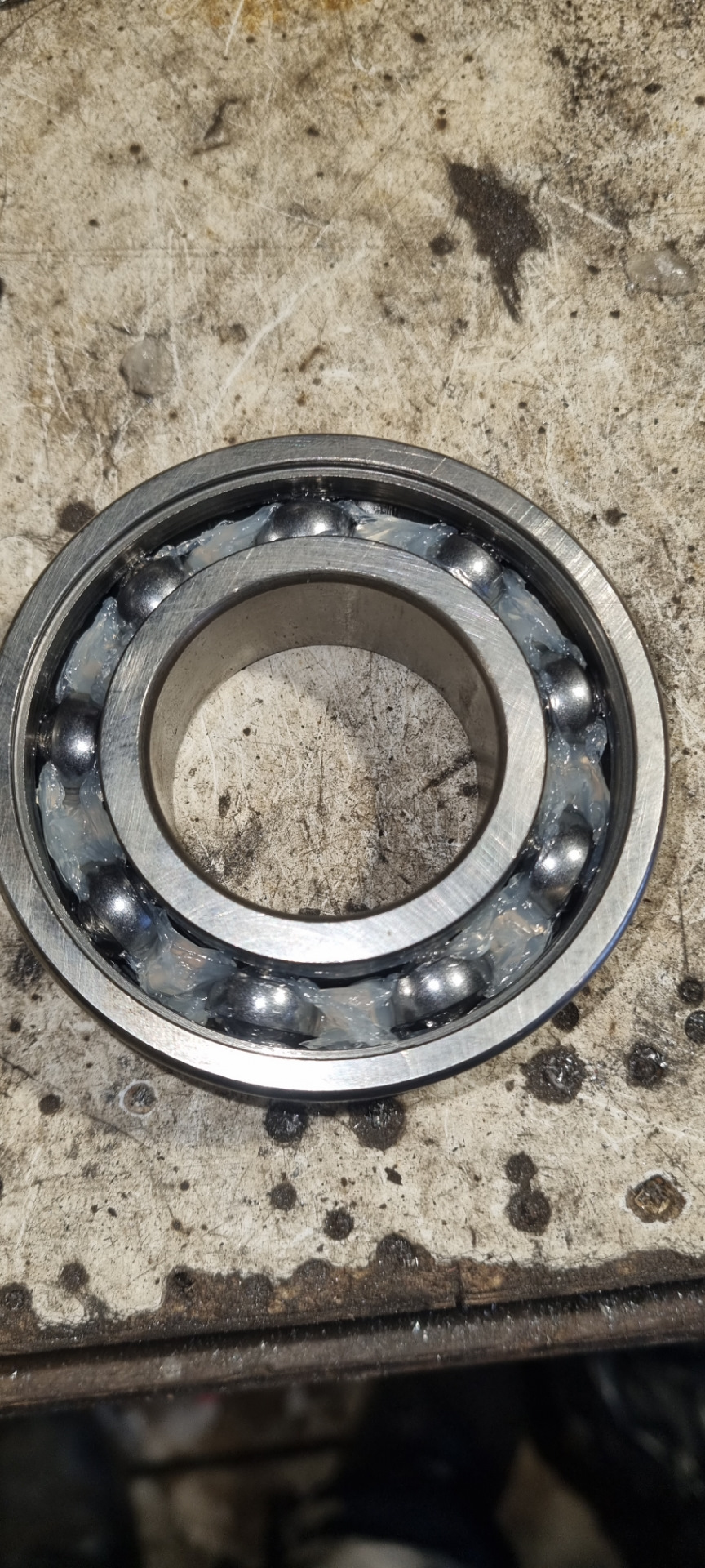 На литиевую как-то не похоже. — ИЖ 2717