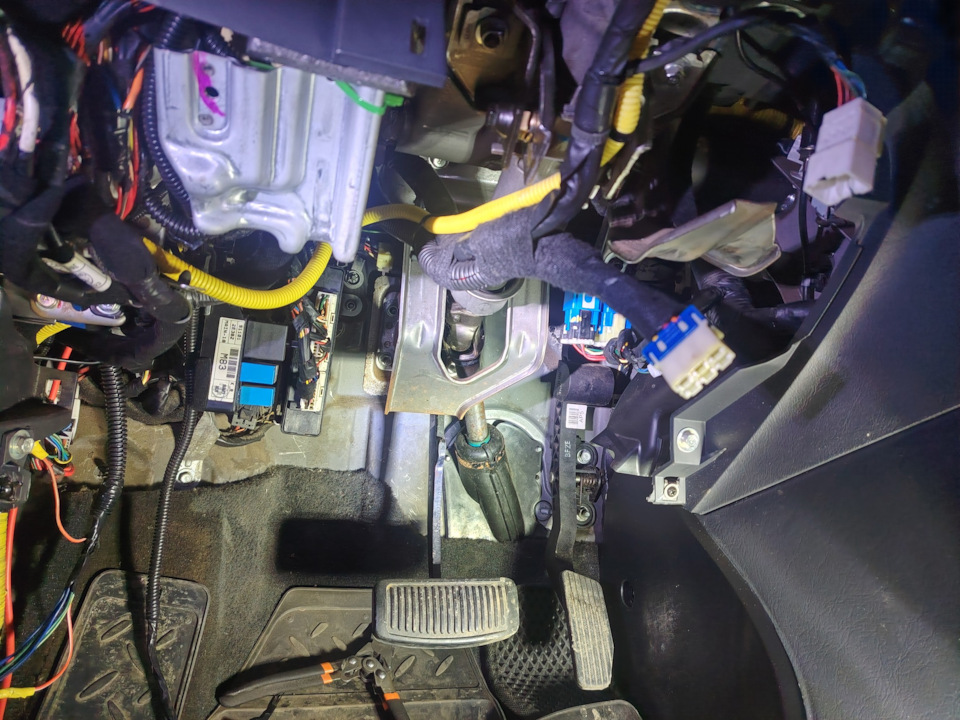 На завод не тянет само собой, но лишь бы я ногами в проводах не запутался при езде и на руль не намотало — Hyundai Tucson (JM)