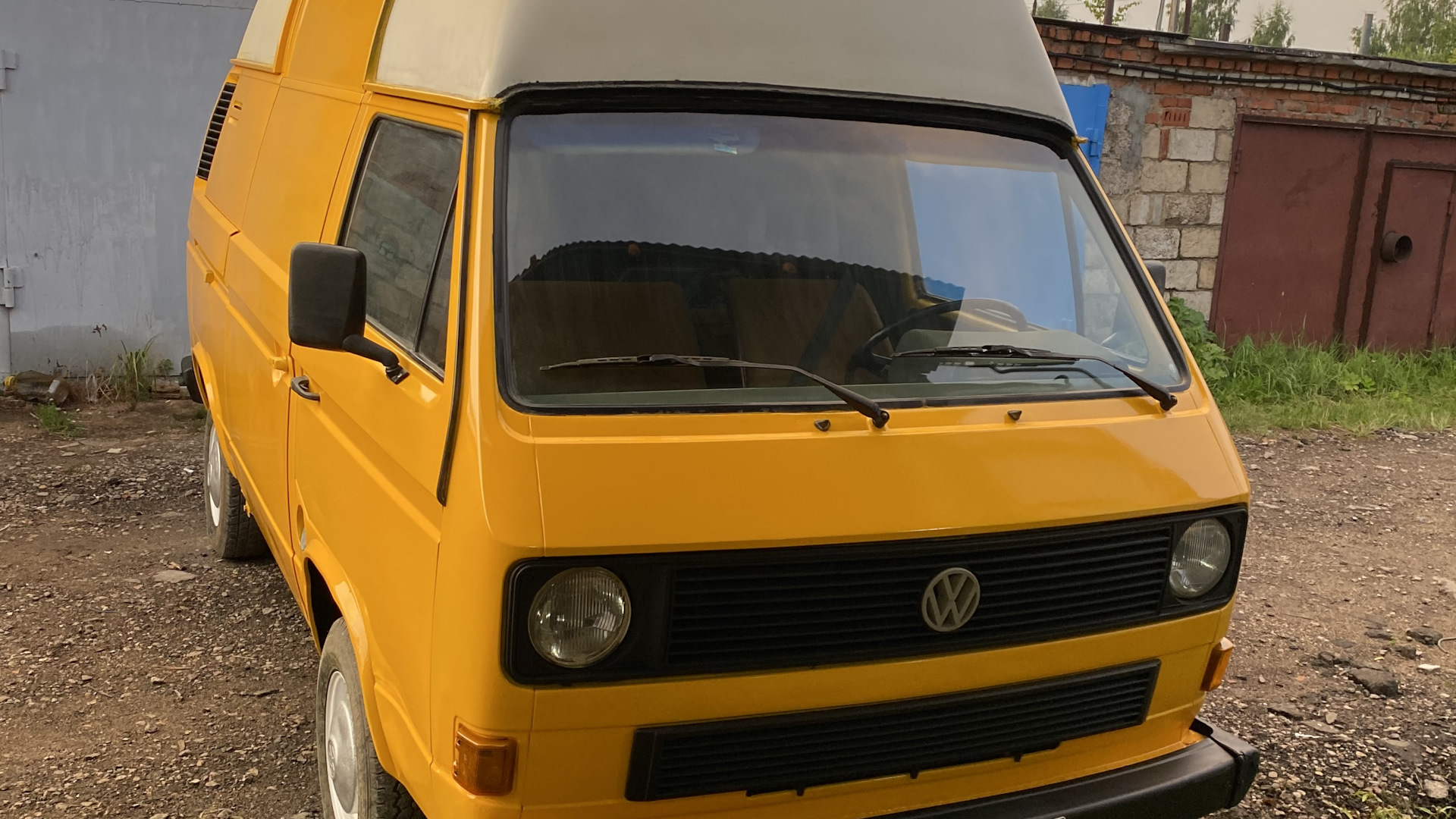 Volkswagen Transporter T3 1.9 дизельный 1990 | CamperVan на DRIVE2