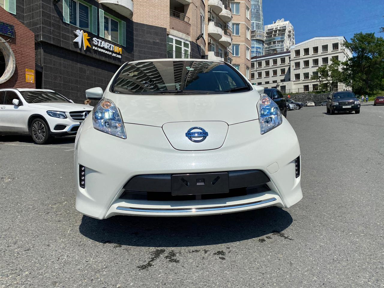 Nissan Leaf ze1. Nissan Leaf 2016. Nissan Leaf 2017 ze1. Ниссан лиф 2016.
