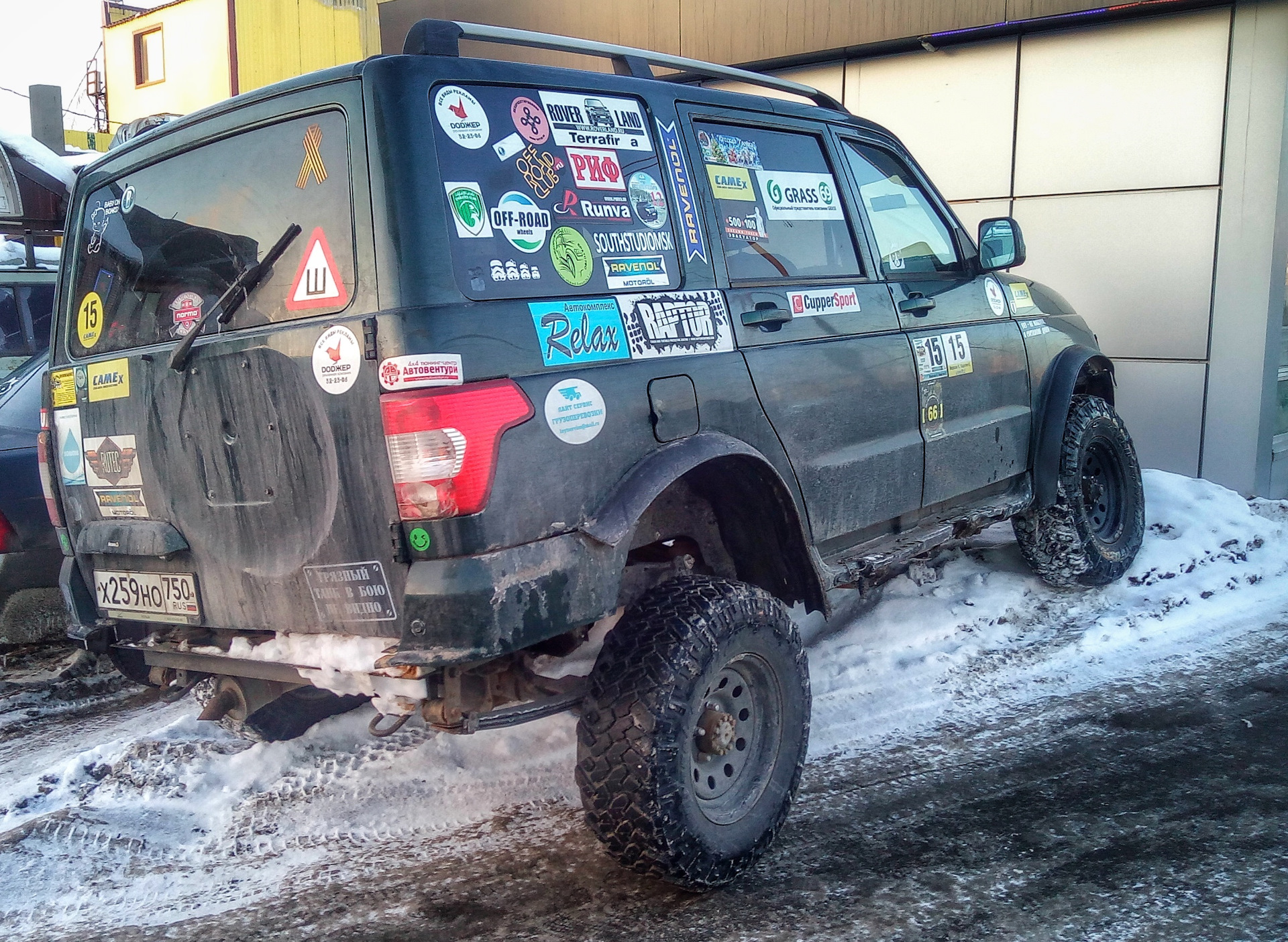 Щербинка, симферопольское шоссе, 14а, стр. Тд моторс. Тд моторс. Isuzu d-max irbis. Автопробег огонь памяти.