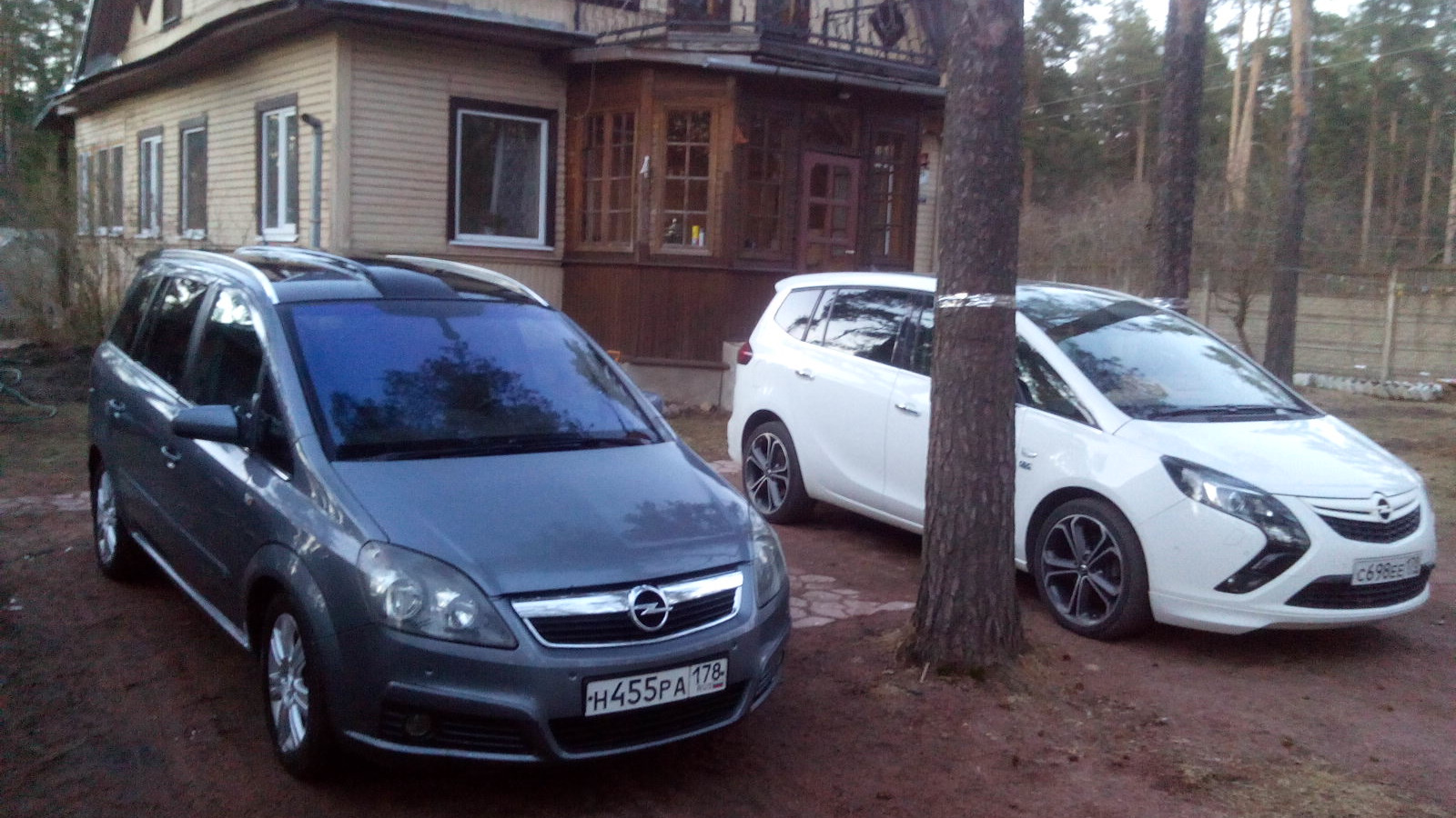 Opel Zafira Tourer 2.0 дизельный 2013 | OPC Line Блондинка на DRIVE2