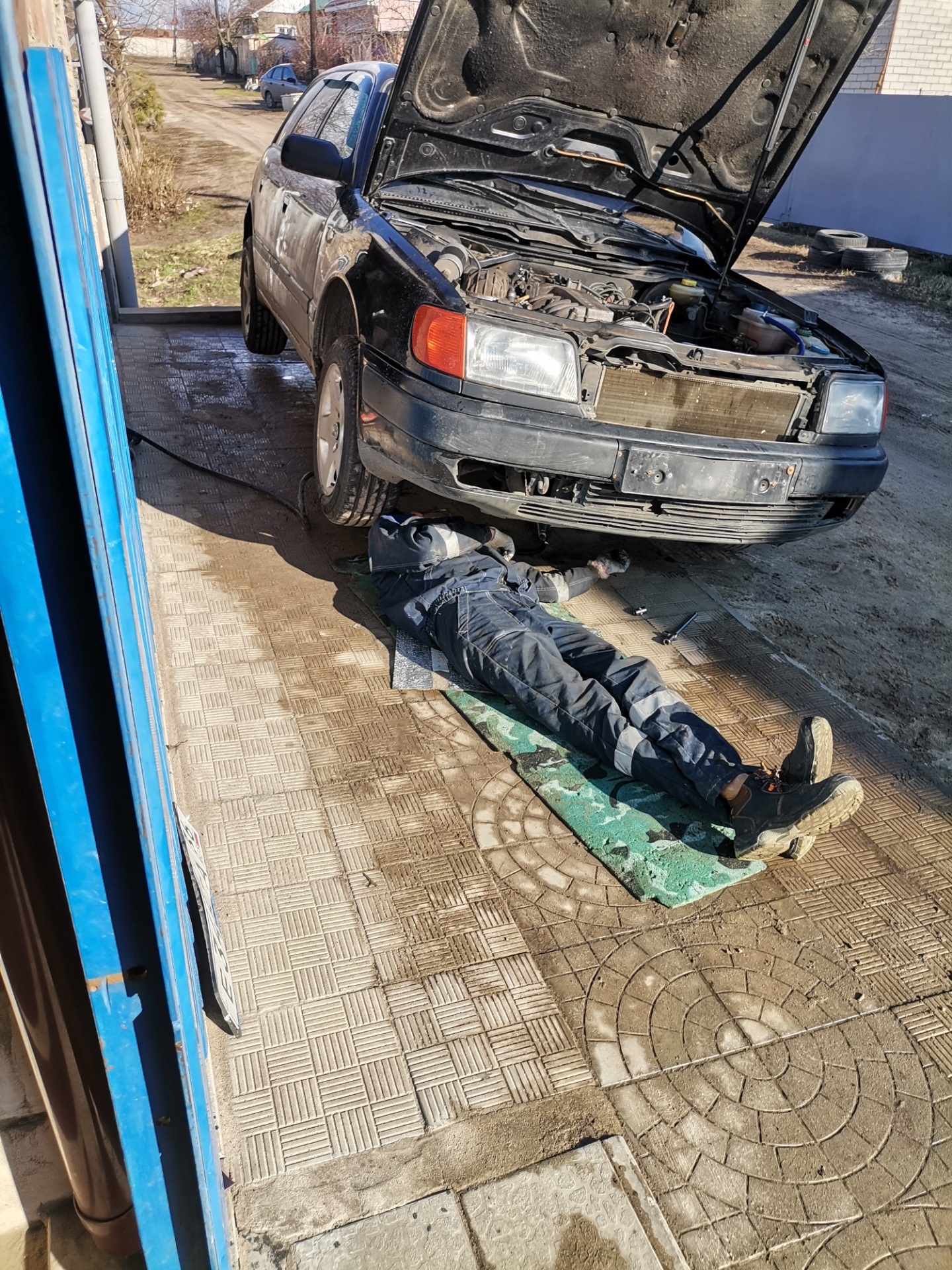 Не заводиться, не горит акб, не крутит стартер — Audi 100 Avant (C4), 2,3  л, 1992 года | поломка | DRIVE2