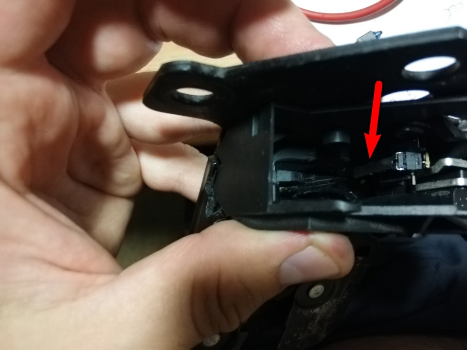 Дожим крышки багажника, нет реакции. Пофиксил. — Audi A6 Avant (C6), 3 ...