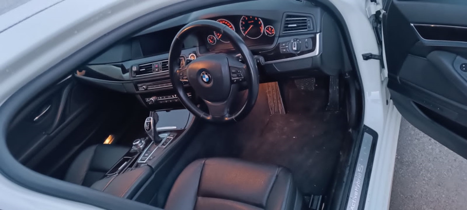 BMW F10 535 гибрид Разбор Япония на BMW 5 series (F10). Б/у | 999 999 ...