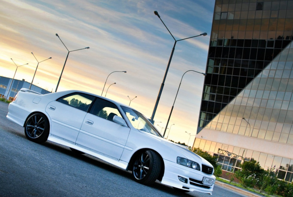 Toyota chaser центральное отверстие