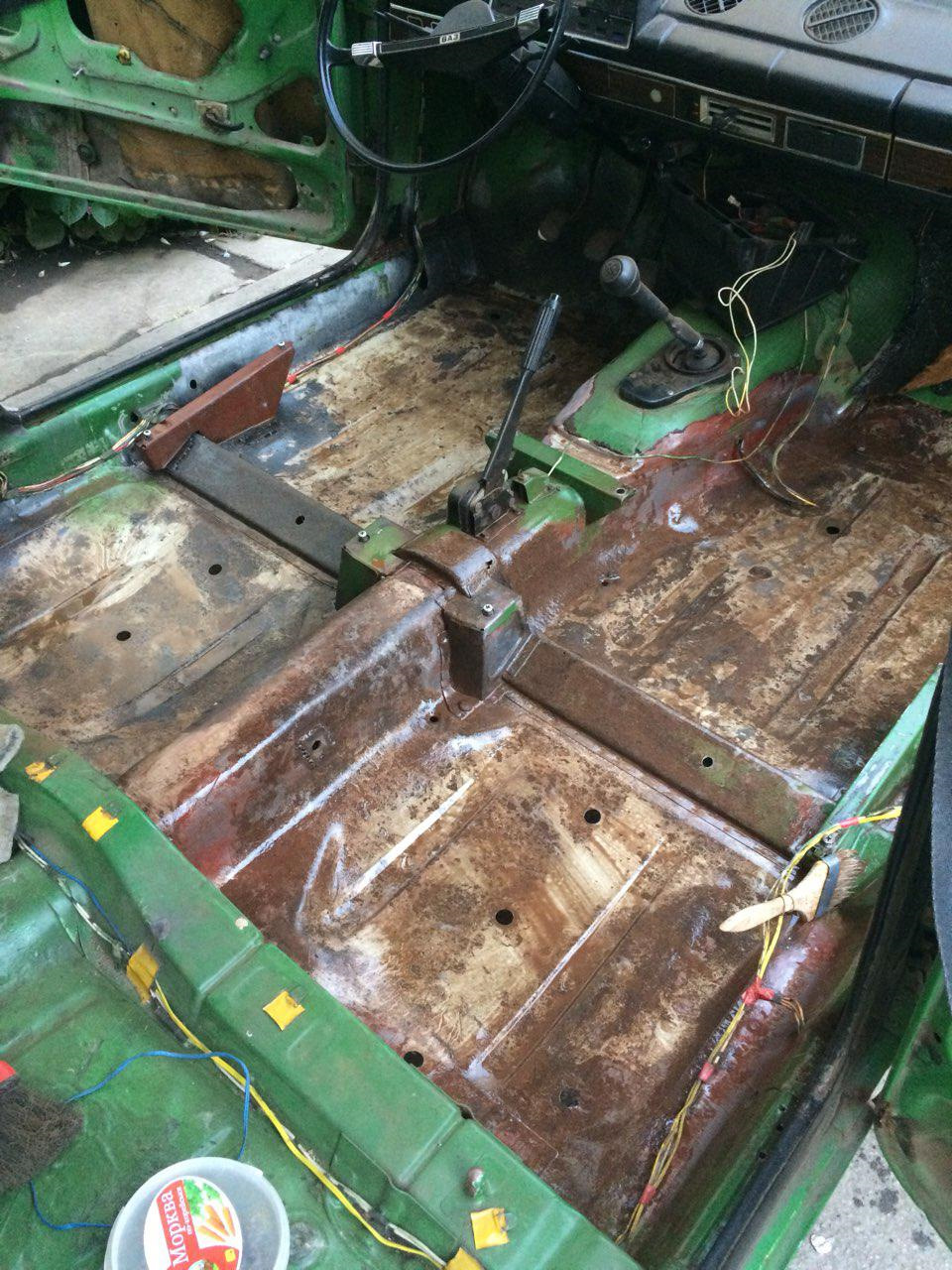 я по гендеру panzerkampfwagen мем. когда под днищем твоего тигра что то лает. твое днище. твое днище. твое днище.