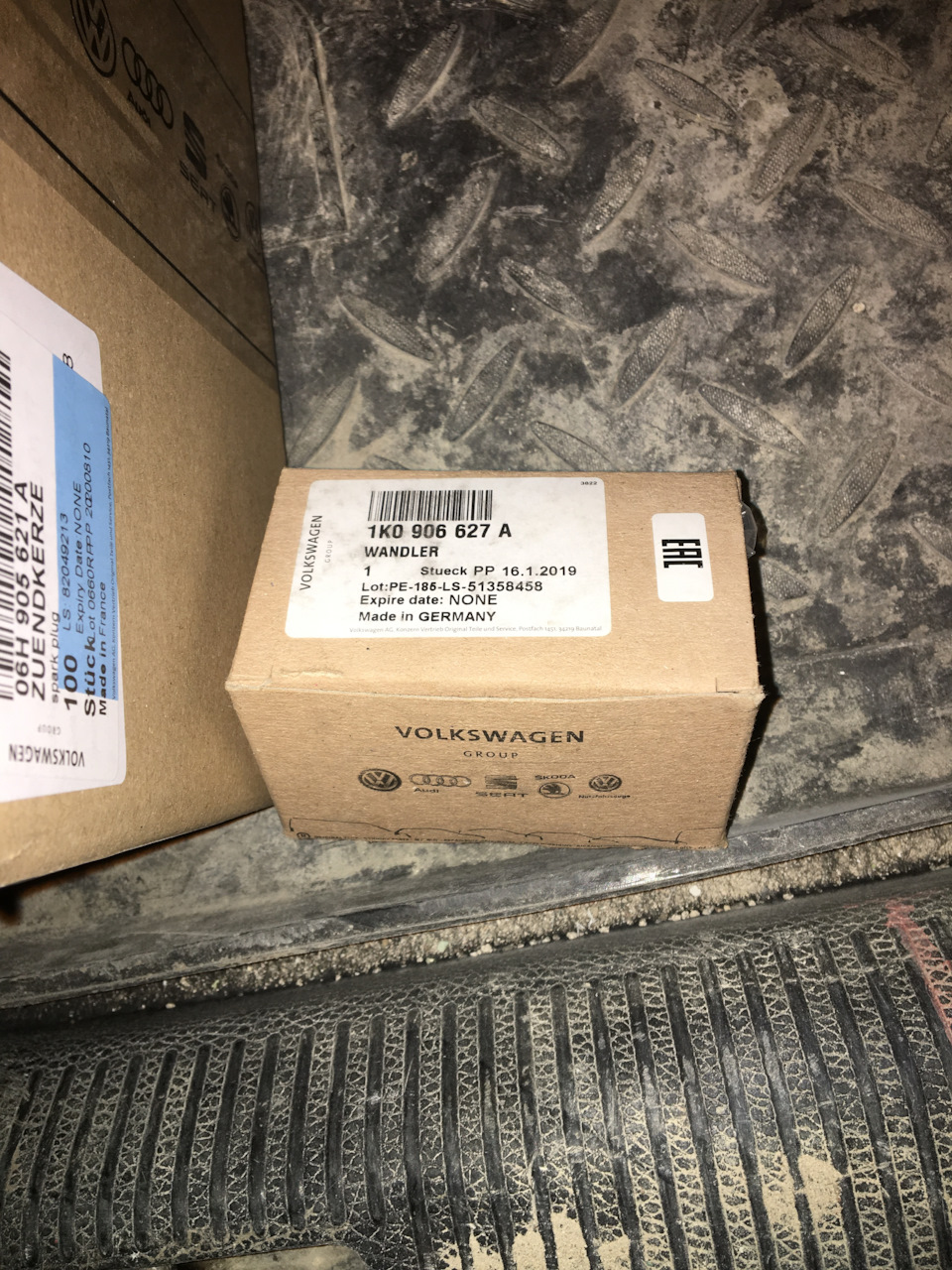 Запчасти на фото: 1K0906627A. Фото в бортжурнале Volkswagen Passat B6