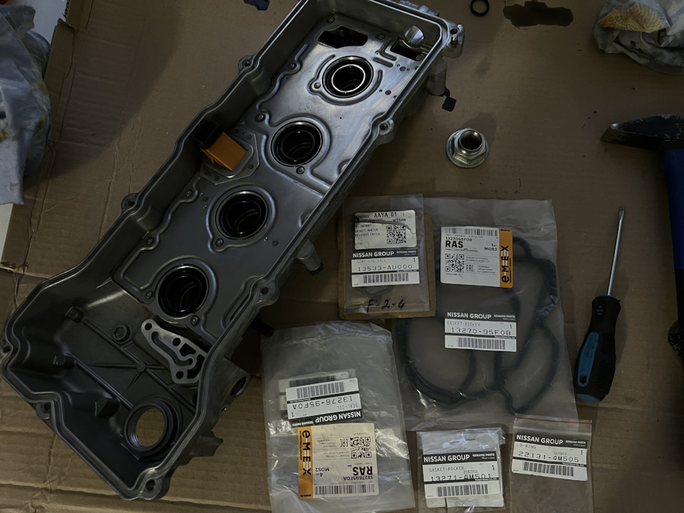 Замена прокладок клапанной крышки — Nissan Almera Classic (B10), 1,6 л ...