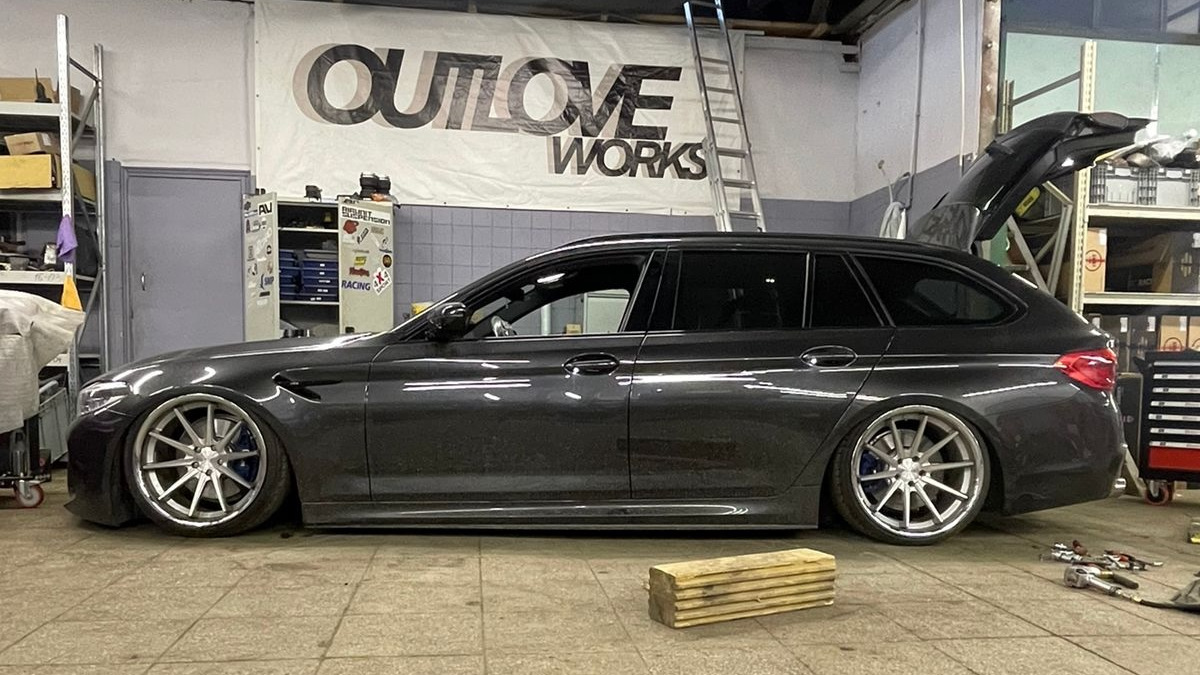 BMW 5 series Touring (G31) 3.0 дизельный 2019 | stance on air на DRIVE2