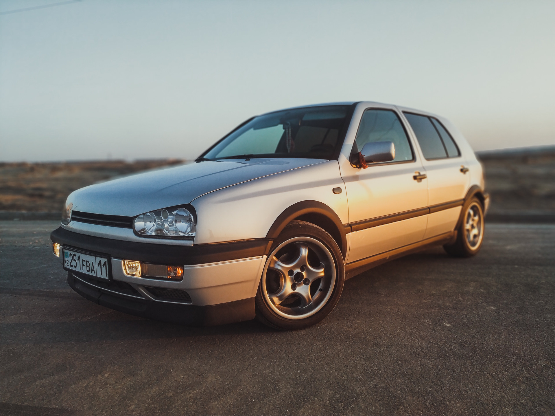 Весна — диски Enzo 4x100 r16 — Volkswagen Golf Mk3, 2 л, 1997 года |  колёсные диски | DRIVE2