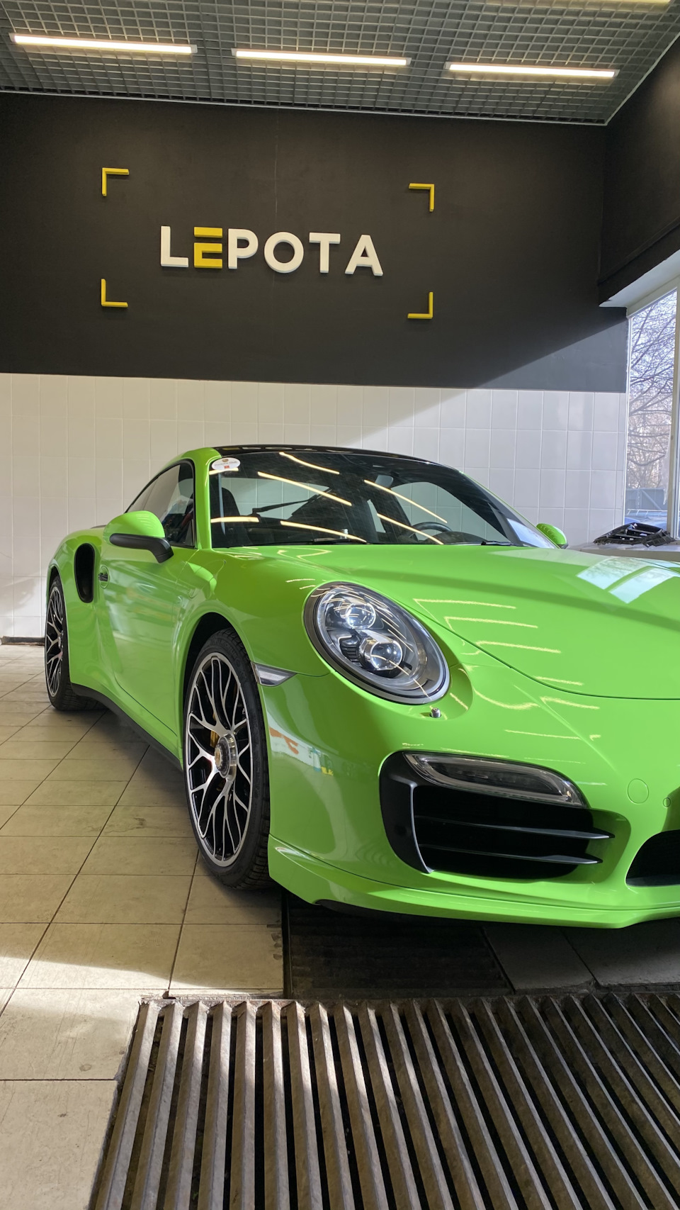 6 — Почти Lizard Green. Ради чего все и затеивалось. — Porsche 911 (991),  3,8 л, 2013 года | стайлинг | DRIVE2