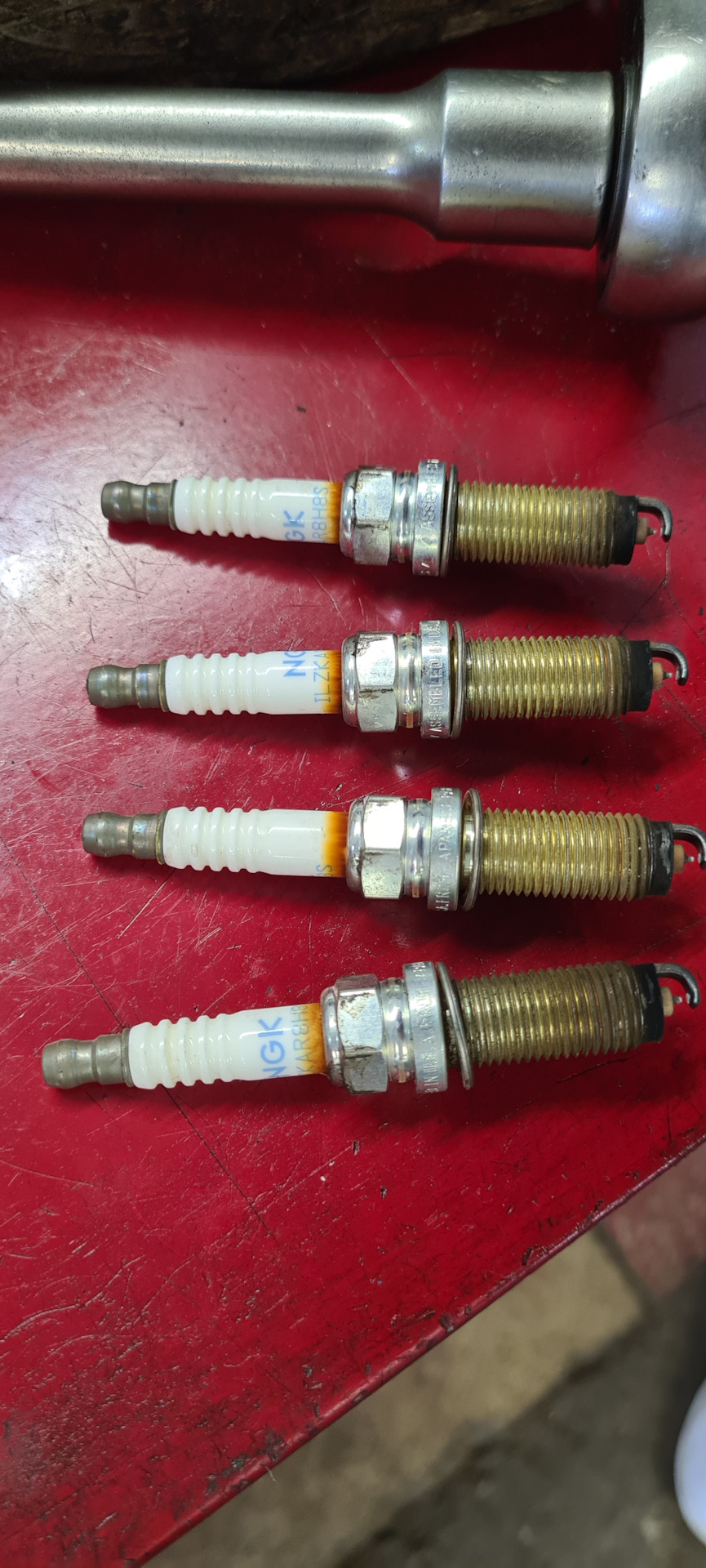 Замена иридиевых свеч фирмы DENSO — Honda Civic 4D (10G), 1,5 л, 2016 ...