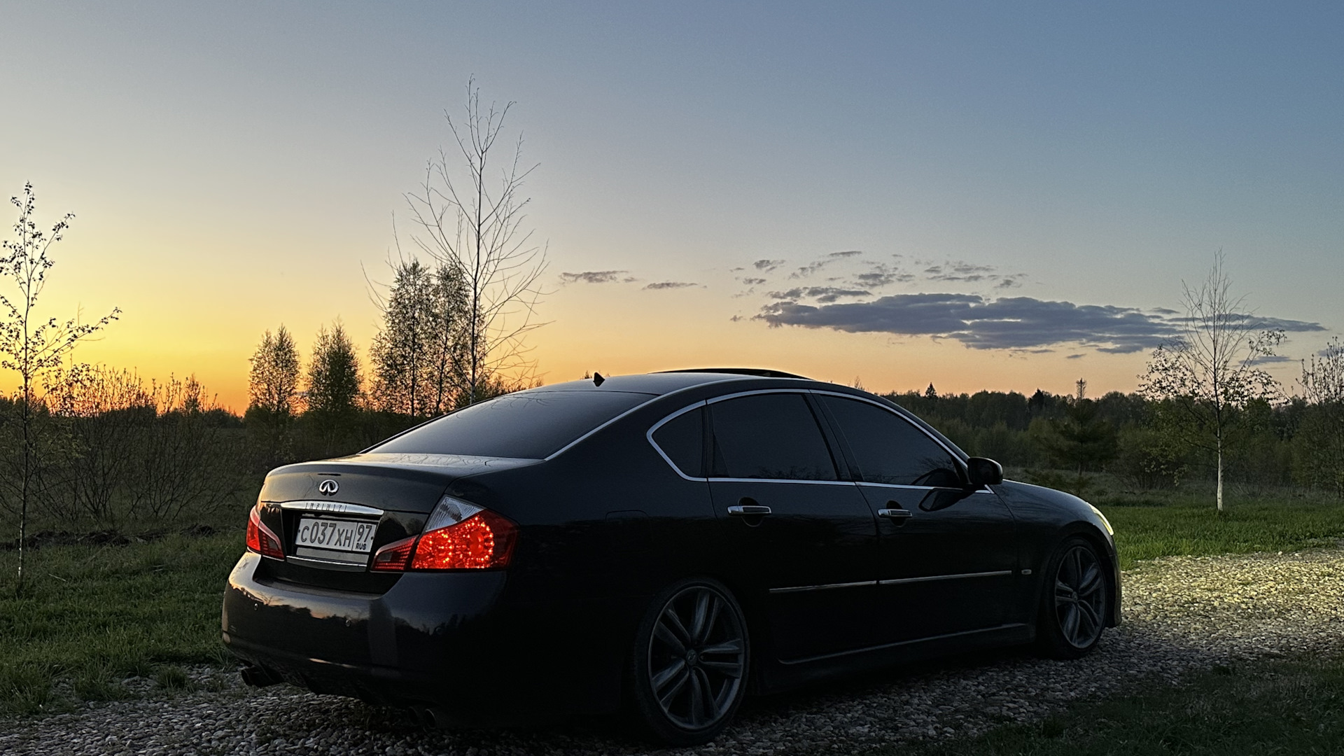 Infiniti m35 Night