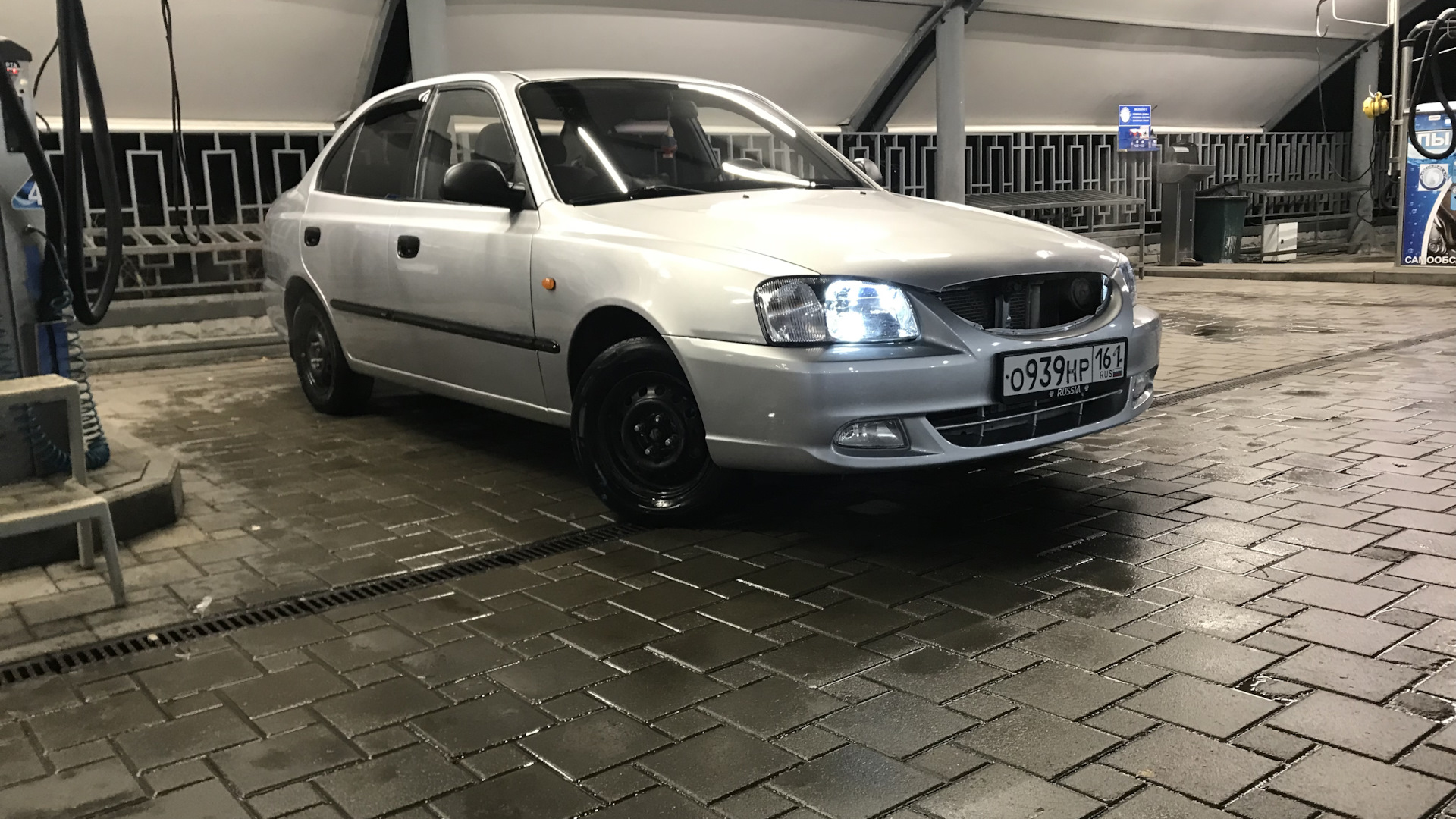 Hyundai Accent (2G) 1.5 бензиновый 2007 | 