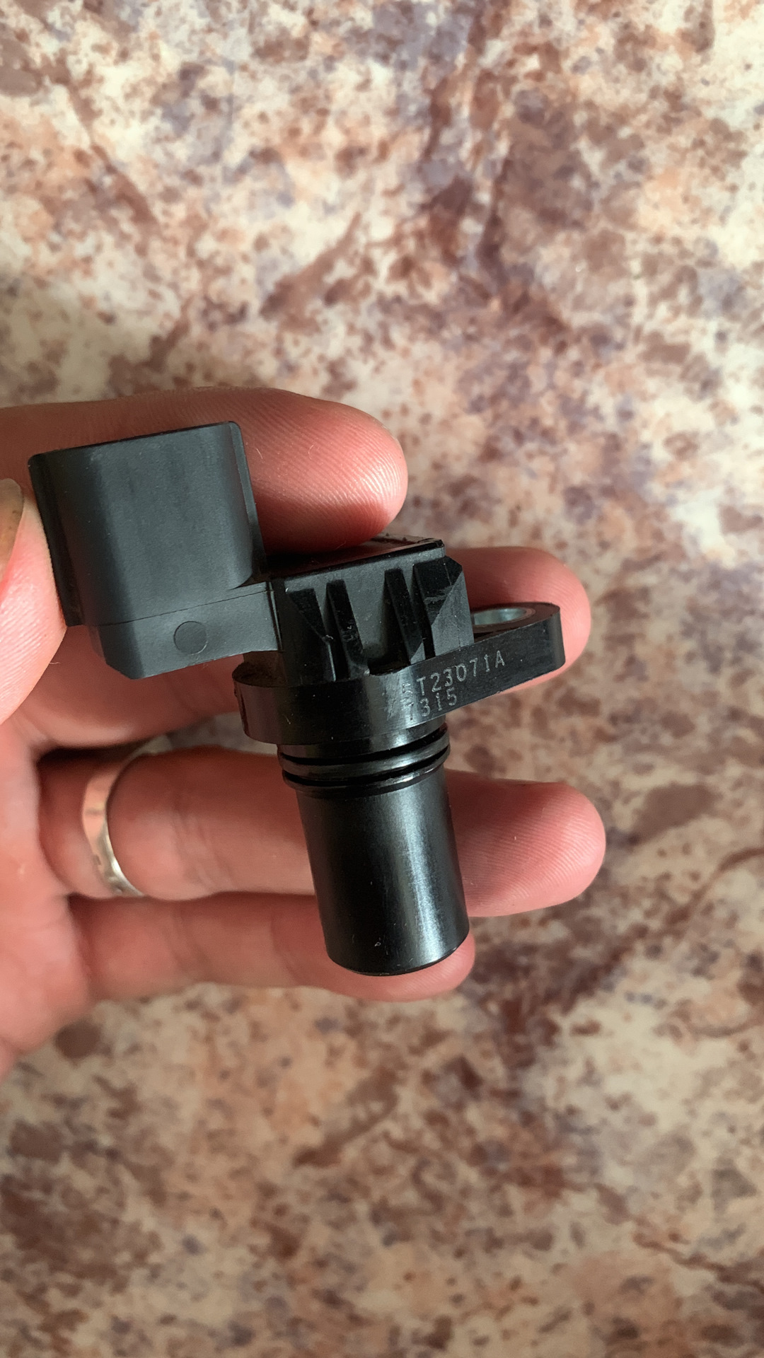 Старые датчики. P0340 hyundai i40. Датчик р0340. Датчик р0340. Датчик фаз нива шевроле.