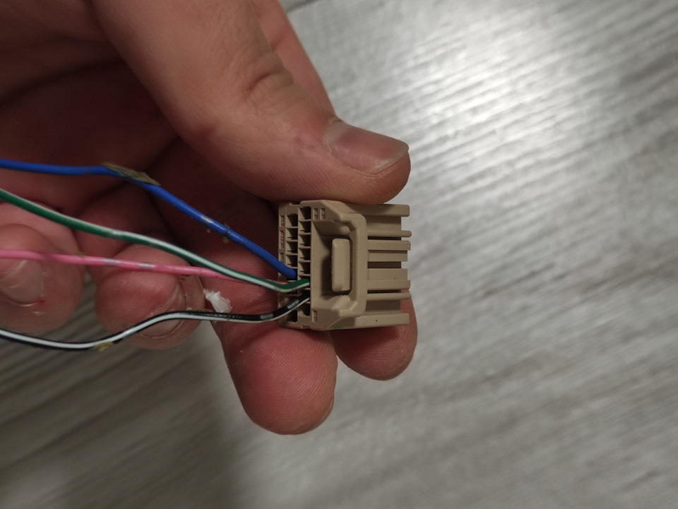 Разъем микрофона для connect на Mitsubishi ASX, Mitsubishi Lancer X ...