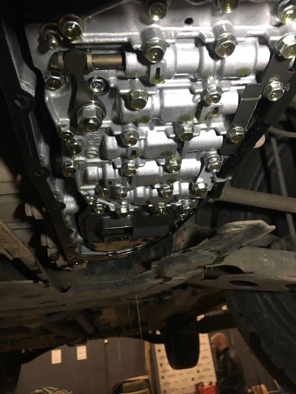 Вариатор, обслуживание. — Citroen C-Crosser, 2 л, 2011 года | плановое ...