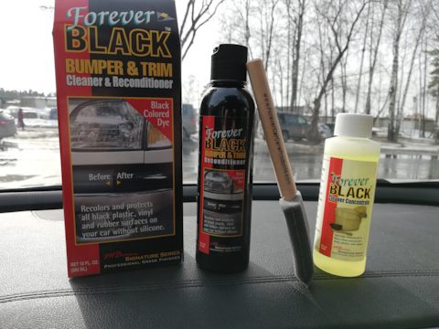 Forever BLACK Bumper & Trim cleaner and reconditioner 